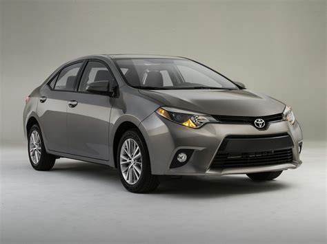 2016 Toyota Corolla - Price, Photos, Reviews & Features