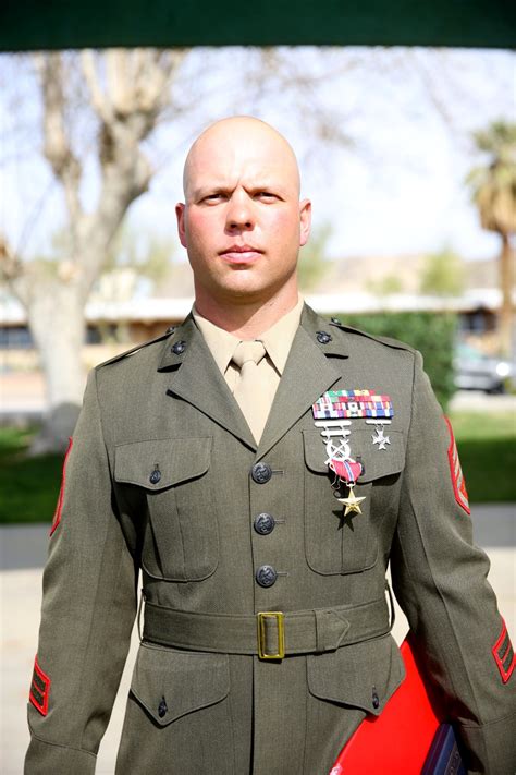 Marine Awarded Bronze Star Medal For Actions During Six Day Operation