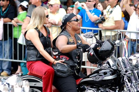 Dykes On Bikes 3 Lesbians On Big Ol Motorcycles Always Ma Flickr