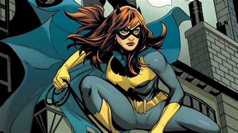 Dc Comics Este Cosplay De Batgirl Nos Muestra Un Imponente Perfil De