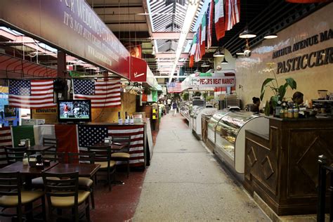 Italian Market On Arthur Avenue New York City If You Love Food But