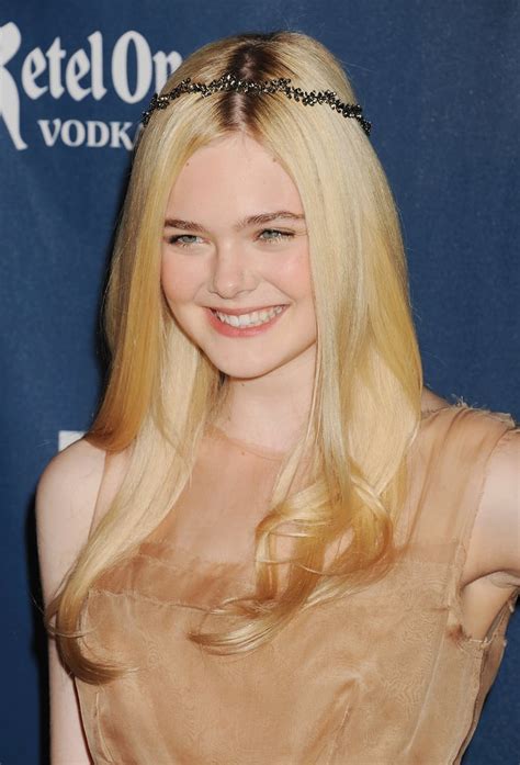 Elle Fanning Hollywood Hairstyles For Long Hair Popsugar Beauty
