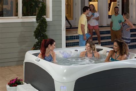 Request A Price Quote Dream Maker Spas Hot Tub Central