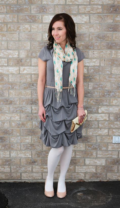 Modcloth Dress With Stockings Fashion Tights Colored Tights Outfit