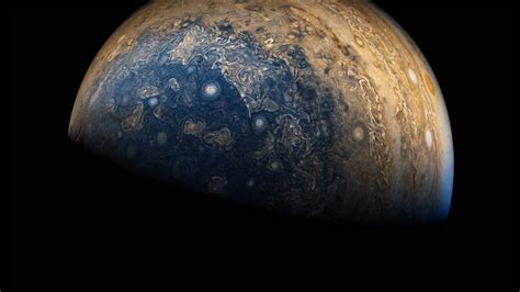 15 Stunning Images Of Jupiter Taken By Juno Astrophotography Telescope