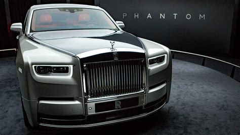Rolls Royce Reveals Its 450000 Phantom Viii La Times