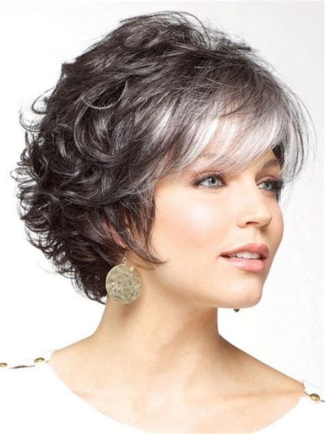 30 Best Curly Bob Hairstyles With How To Style Tips 11