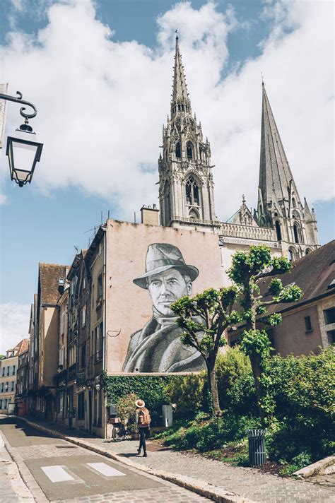 Here are maps and information of the close municipalities near chartres. CHARTRES | WEEK-END ROMANTIQUE et en LUMIERES à 1h de PARIS