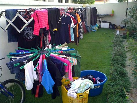 3v outdoor folding hanger/ cloth hanger/ampai baju/rak sidai baju. Patutlah Ada Isteri Cukup Malas Nak Sidai Baju! - Mingguan ...
