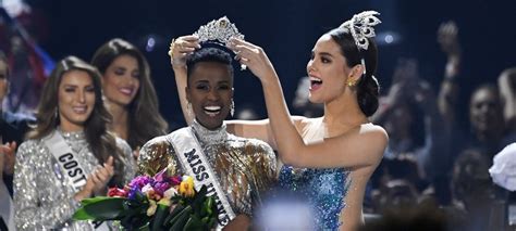 Miss universe puerto rico 2020 estefania soto torres. Miss Univers 2020: qui est Zozibini Tunzi, la jeune femme ...