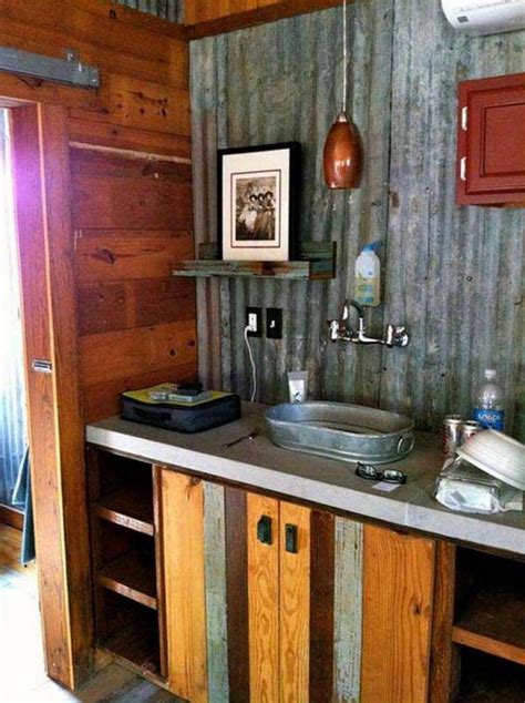 When it comes to decorating, paint is a silver bullet for ugly. Best 27 Amazing Small Rustic Bathroom Decorating Ideas On ...