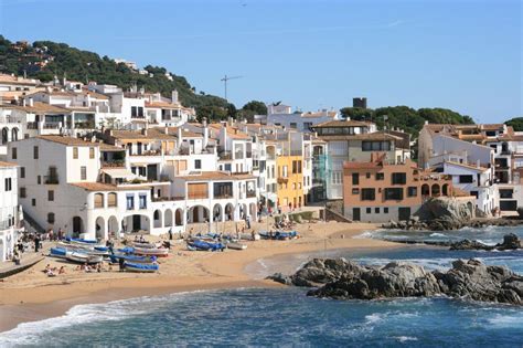 TOP WORLD TRAVEL DESTINATIONS: Sant Feliu de Guíxols
