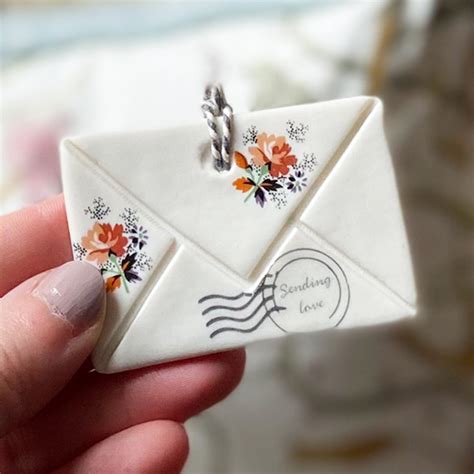 Sending Love Envelope Decoration With Roses Amanda Mercer