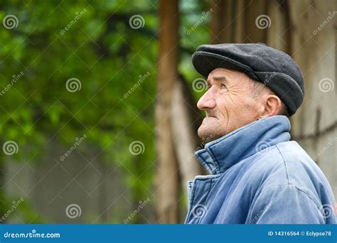 Viejo Hombre Triste Foto De Archivo Imagen De Abuelo 14316564