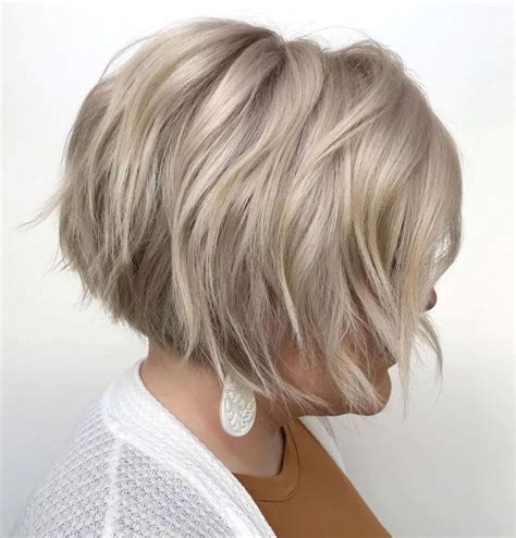 Stacked Razored Bob With Bangs Bob Wedding Hairstyles Inverted Bob