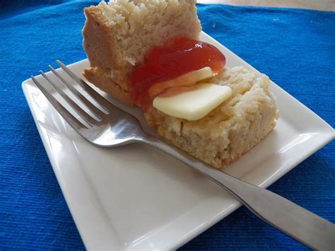Almond cake 500g or 1.1lb. bahamian johnny cake