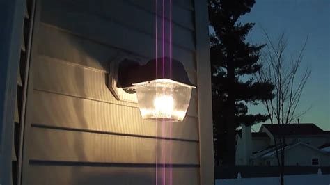 Metal halide illumination sources are rapidly emerging as a serious challenger to the application of mercury and xenon arc lamps for investigations in fluorescence microscopy. Cooper Lighting- "Utilitech" 70w Metal Halide Wall Fixture ...