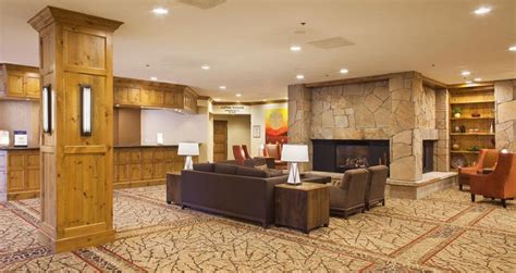 Doubletree By Hilton Breckenridge Ski Packages And Deals Scout