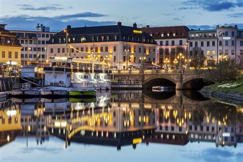 Limita al norte con noruega y finlandia, al este con finlandia y el golfo de botnia, al sur con el mar báltico y al oeste con el mar del norte y noruega. Experiencia Erasmus en Gotemburgo, Suecia, por Idil ...