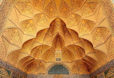 مسجد جامع اصفهان مسجد ایرانی، شاهکار معماری دستی بر ایران