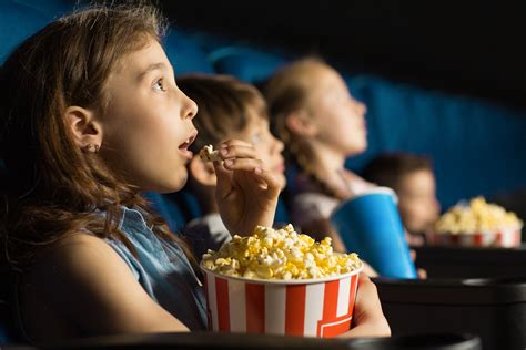 How To See Movies In Theaters For 1 This Summer