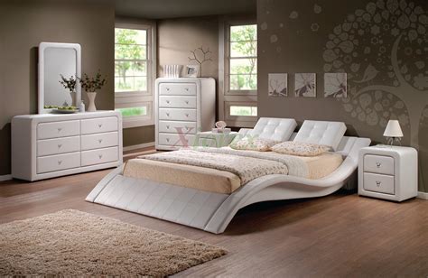 Modern Upholstered Platform Bedroom Furniture Set 152 Xiorex