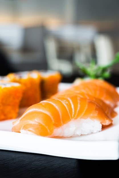 Sushi Au Saumon