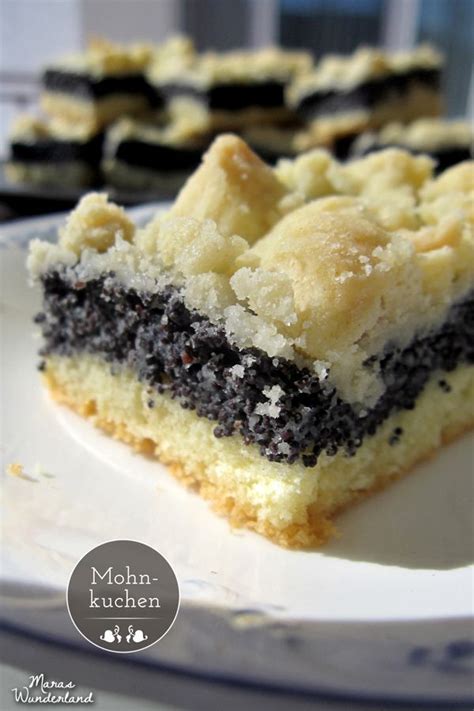 Die möhren schälen und fein reiben, den zwieback gut zerbröseln. Mohnkuchen vom Blech | Mohnkuchen mit streusel, Kuchen und ...