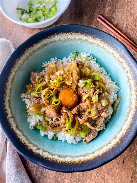 Gyudon Japanese Beef Rice Bowl No Mirin Or Sake Farah J Eats
