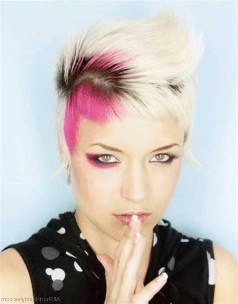 32 Top Style Emo Short Pixie Haircut