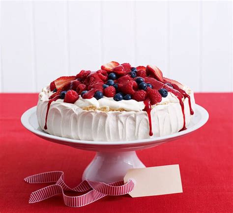 Does it taste just as nice? Healthier berry pavlova | Recipe | Mary berry recipe ...