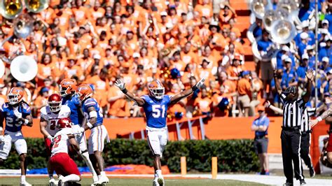 Ventrell Miller making impact on and off the field for Florida Gators