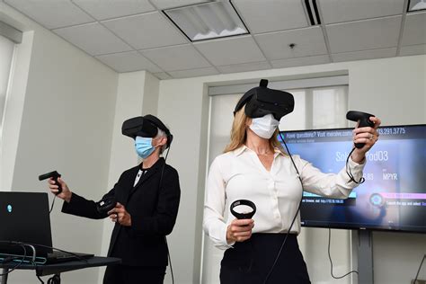 Virtual Reality Johns Hopkins Nursing Magazine