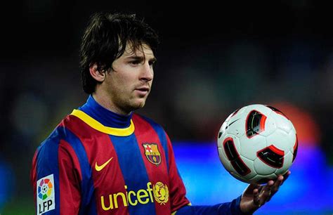 The Unstoppable Lionel Messi: A Footballing Genius