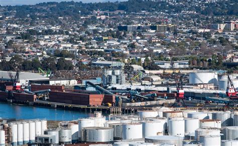 California City Votes to Shut Crucial Port to Coal Exports | Time