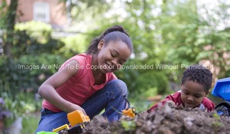 African American Children Playing Outside Free Stock Photos