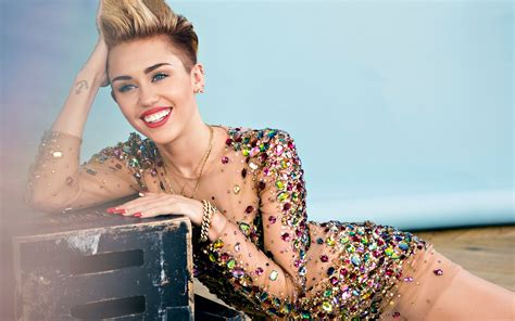 Miley Cyrus Wallpapers Hd Wallpapers Id
