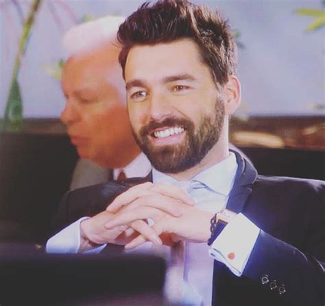 Gonzalo peña, quien participaba en la telenovela de juan osorio qué le pasa a mi familia, es acusado de ser cómplice de abuso sexual, es por eso que ahora se busca detener al actor para que se. 29 best Gonzalo Peña images on Pinterest | Beautiful men ...