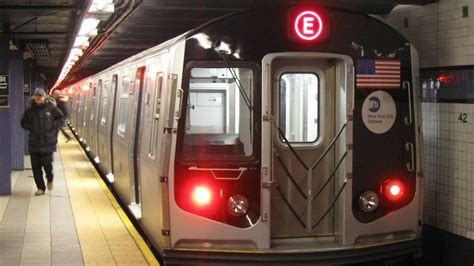 The One Thing I Hate About Riding The Nyc Subway Your Mileage May Vary