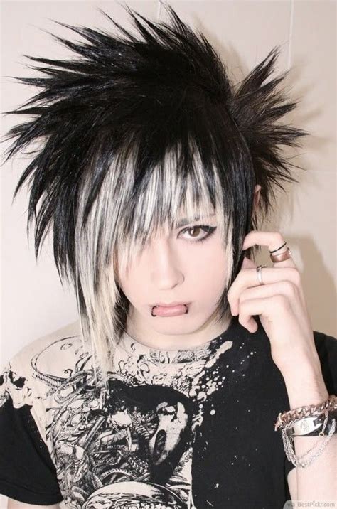10 Best Short Emo Hairstyles For Guys In 2015 Emo Hairstyles For Guys