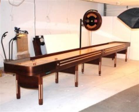 How To Wax A Shuffleboard For Game Play