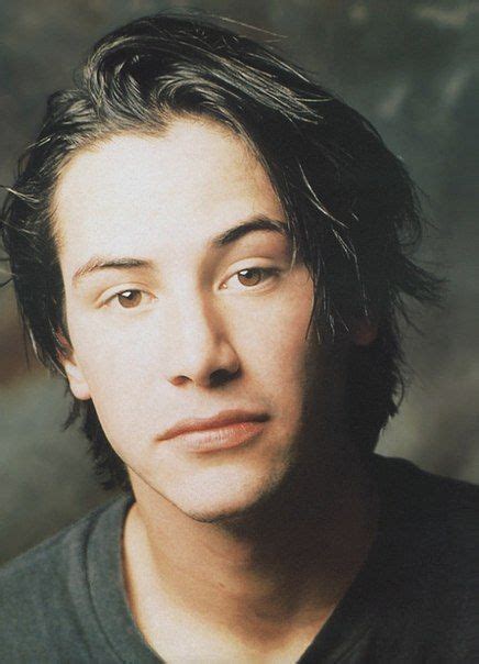 That same curtain of hair falling into his eyes. Pin by MI SELECCIÓN ... on Keanu Reeves | Keanu reeves ...