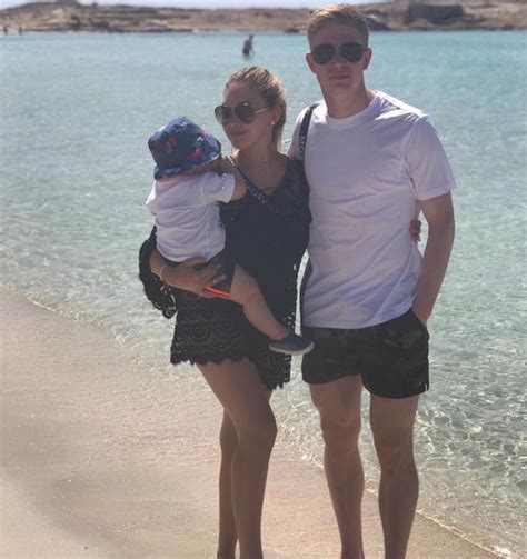 Turn on notifications to never miss an upload!kevin de bruyne's best goals for manchester city. Kevin De Bruyne - My beautiful family! 👪 | Facebook