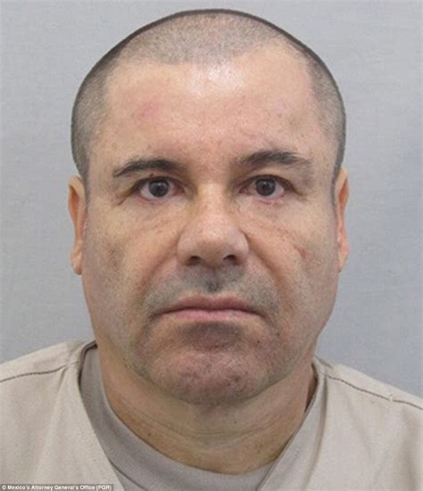 joaquin ‘el chapo guzman seen on cctv in his cell minutes before disappearing daily mail online