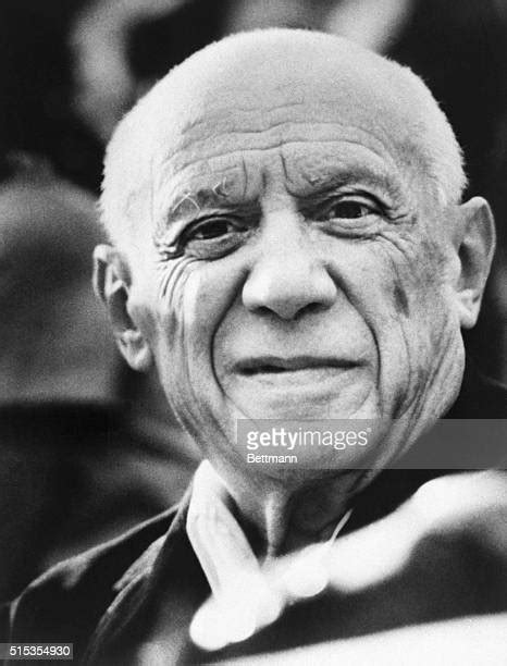 Pablo Picasso Artist Photos And Premium High Res Pictures Getty Images