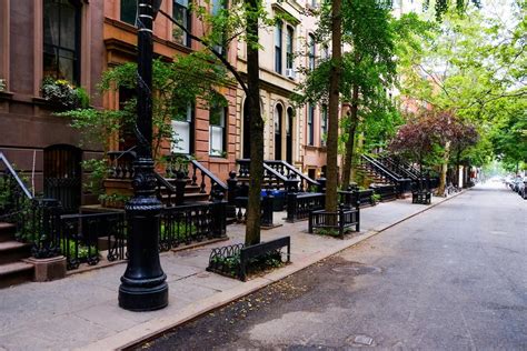 6 Best Places To Buy A Home In Nyc Extra Space Storage