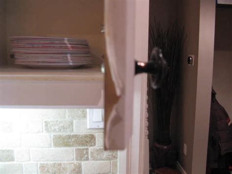 That being said, if you'd like to manage this on your own, remember to follow the manufacturing instructions of chemicals, and to protect yourself and your kitchen as you. How do you paint laminate kitchen cupboards when they're ...