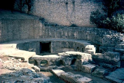 La ville de Nîmes: Patrimoine et culture