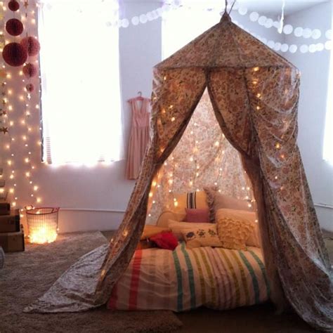5 Steps To Building Your Own Epic Blanket Fort Diy Tent Decor Home