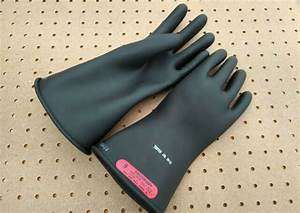 Salisbury D120 Glove Class 0 Type 1 Size 9 1000v Ebay